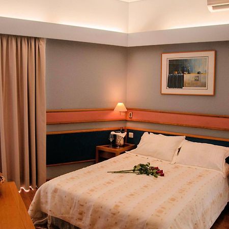 Hotel Samaras Lamía Екстериор снимка