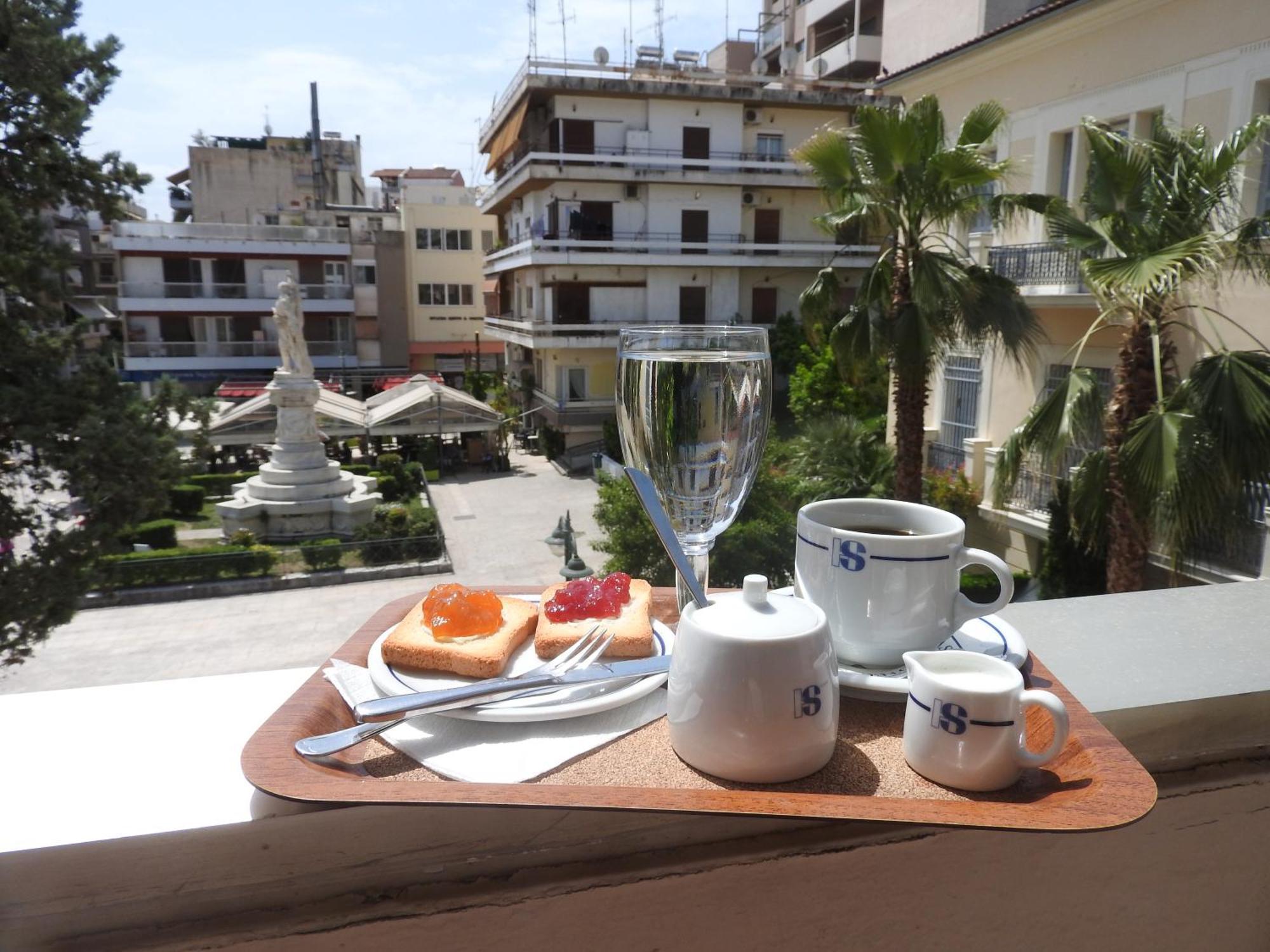 Hotel Samaras Lamía Екстериор снимка