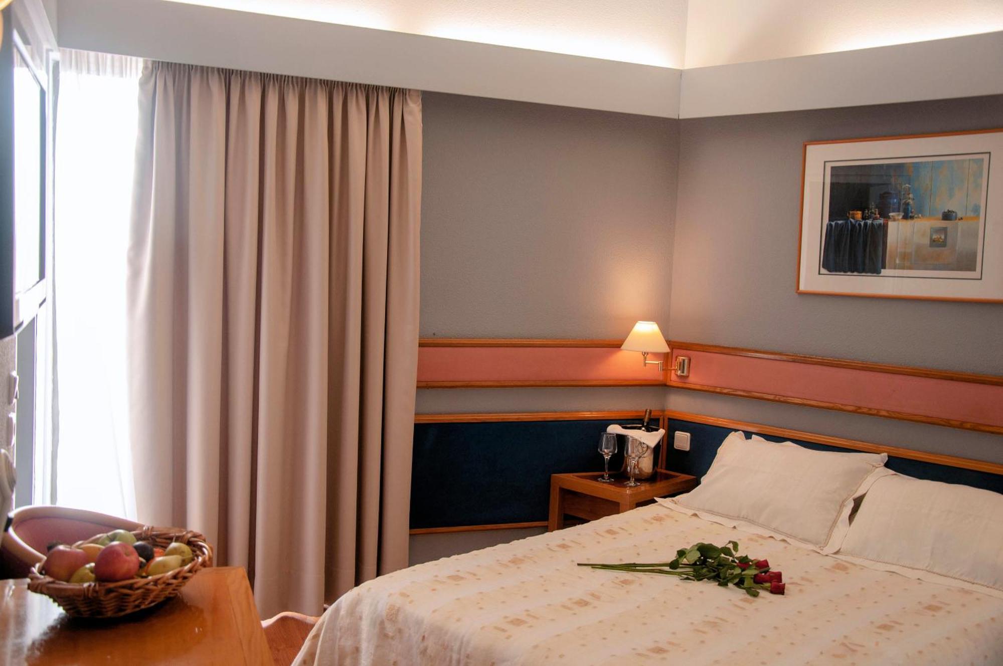 Hotel Samaras Lamía Екстериор снимка