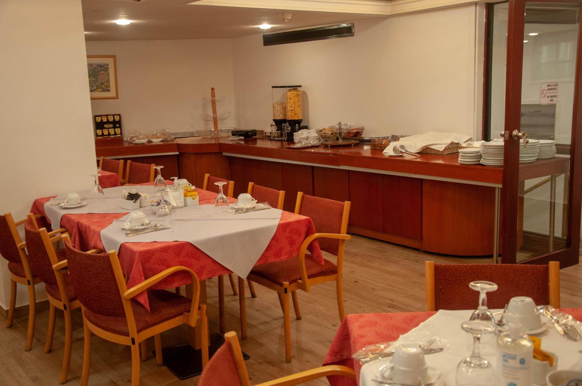 Hotel Samaras Lamía Екстериор снимка