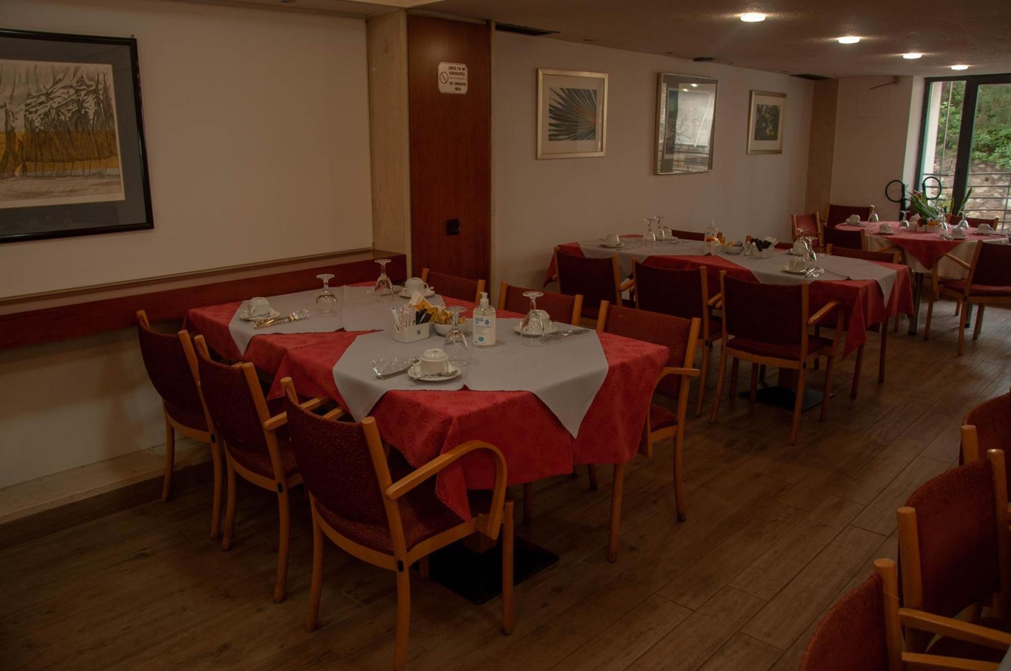 Hotel Samaras Lamía Екстериор снимка